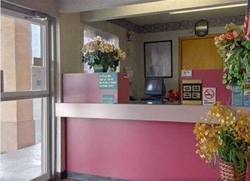 Americas Best Value Inn-Indianola Dalaman gambar